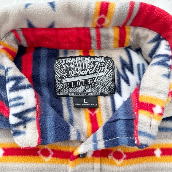 Brooklyn Cloth  tribal Patterned Button Down sweater large - Picture 4 of 4